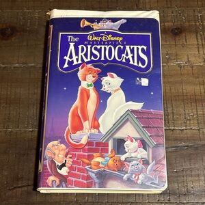Disney The Aristocats Purple VHS  Bundle and Save 5/$20